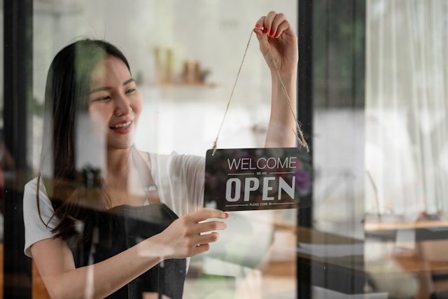 How Small Businesses Can Offer Competitive Healthcare Benefits Without Overspending