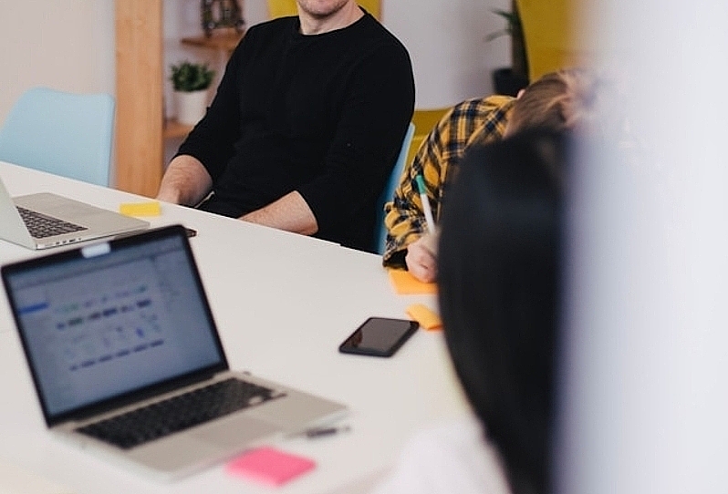 The Link Between Employee Mental Health and Productivity: A Business Case for Smarter Benefits